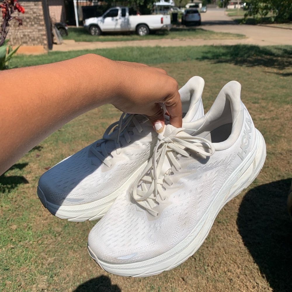 Hoka mens Clifton 8 Wide 2E white shoes